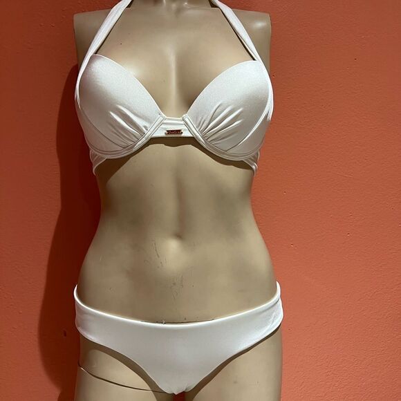 Two pieces bikini set!! - Picture 1 of 7